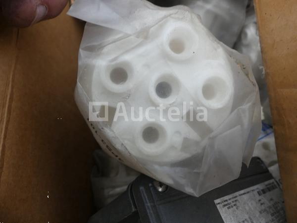 Grote foto diverse elektrische apparatuur set doe het zelf en verbouw onderdelen en accessoires