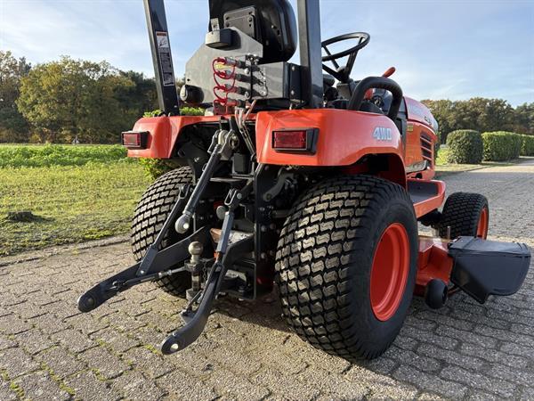 Grote foto kubota bx2350 mini tractor met maaidek agrarisch tractoren