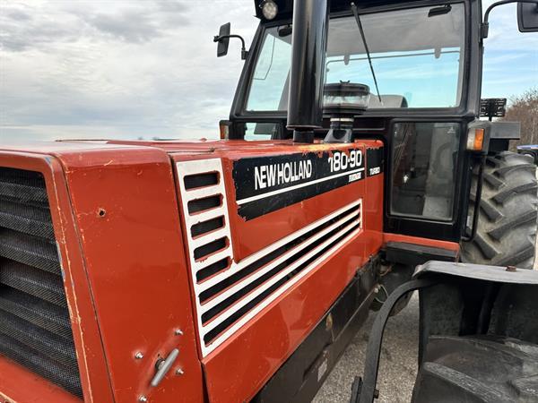 Grote foto new holland 180 90 dt agrarisch tractoren