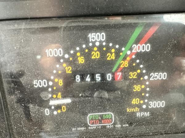 Grote foto new holland 180 90 dt agrarisch tractoren