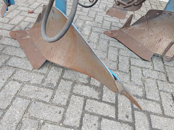 Grote foto lemken opal 110 3 schaar ploeg agrarisch ploegen