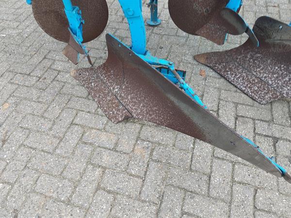 Grote foto lemken vari opal 100 3 schaar ploeg agrarisch ploegen