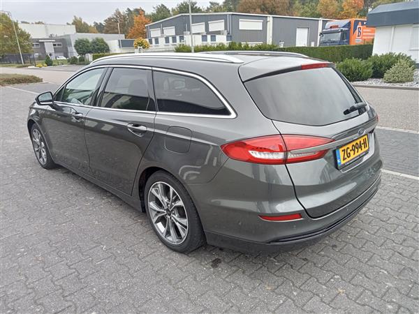 Grote foto ford mondeo wagon 2.0 ecvt hev 188pk 2019 auto ford