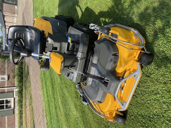 Grote foto stiga park 500 maaidek 120 tuin en terras zitmaaiers