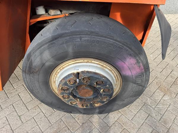 Grote foto svetruck 1060 30 duplo 500 sideshift vorkversteller volvo penta twd360ve 6 cilinder diesel 2001 agrarisch heftrucks