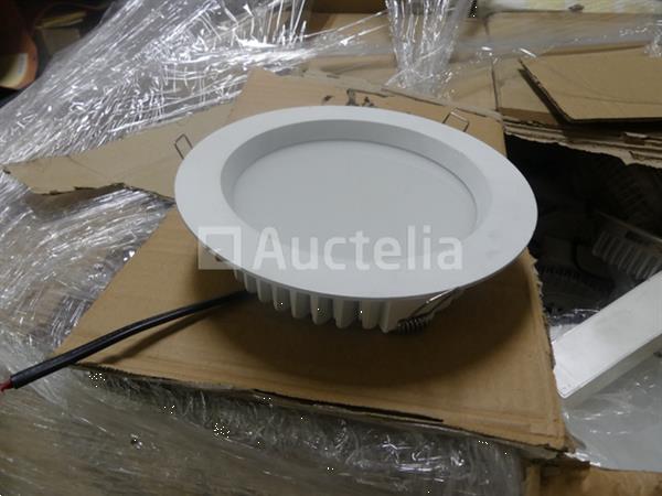 Grote foto set spots en diverse inbouwlampen doe het zelf en verbouw onderdelen en accessoires