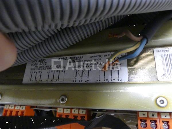 Grote foto diverse elektrische apparatuur set doe het zelf en verbouw onderdelen en accessoires