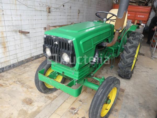 Grote foto vintage mini landbouw tractor merk en model onbekend agrarisch tractoren