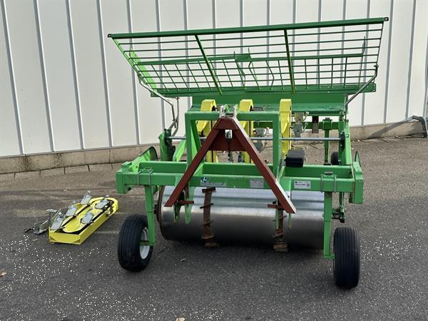 Grote foto hortech 2 manual plantmachine 3 rijen agrarisch zaaimachines