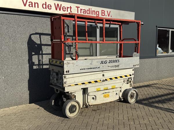 Grote foto jlg 2030es schaarhoogwerker scissor lift 8meter werkhoogte 2014 elektrisch doe het zelf en verbouw hoogwerkers