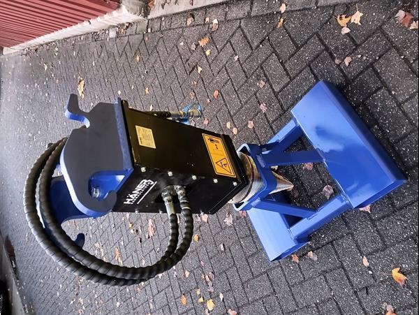 Grote foto kegelsplijter cw 05 opname met standaard tuin en terras overige tuin en terras