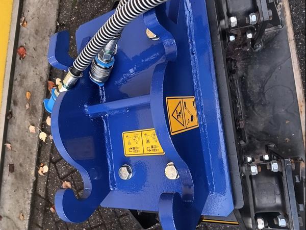 Grote foto kegelsplijter cw 05 opname met standaard tuin en terras overige tuin en terras