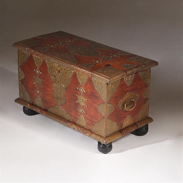 Grote foto koloniaal documenten kistje djatihout messing beslagen ca 1850 no.350201 antiek en kunst stoelen en banken