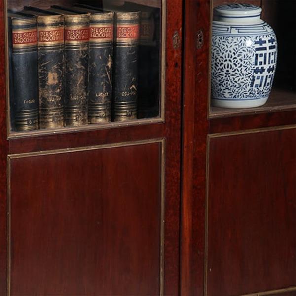 Grote foto louis seize boekenkast in mahonie ca 1800 ronde hoeken goud getrimd no.342030 antiek en kunst stoelen en banken