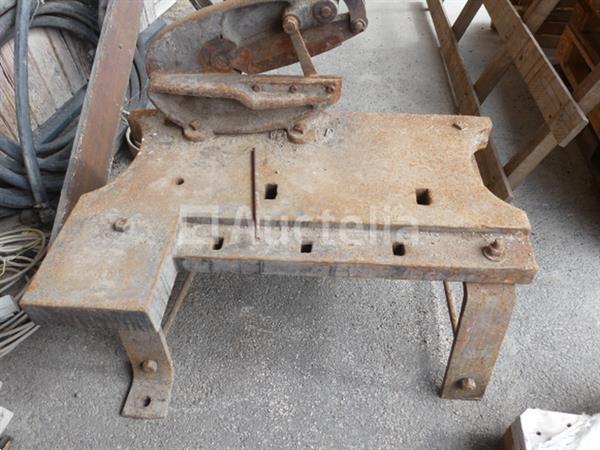 Grote foto handmatig knippen doe het zelf en verbouw ijzerwaren en bevestigingsmiddelen