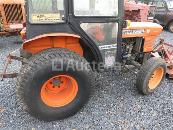 Grote foto tractor voor deze tuin cirkelmaaier kubota 245dt vin 245dt72778 agrarisch tractoren