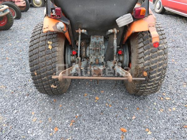 Grote foto tractor voor deze tuin cirkelmaaier kubota 245dt vin 245dt72778 agrarisch tractoren