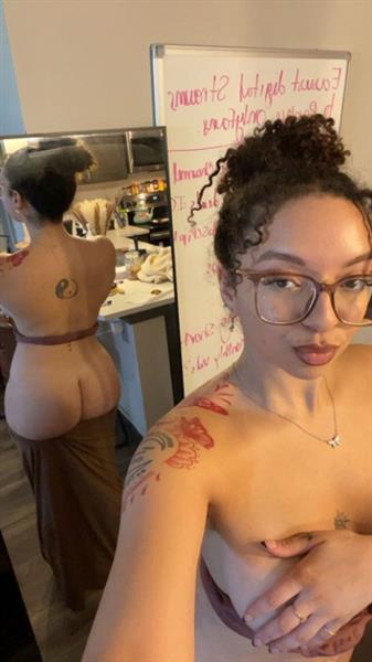 Grote foto sexy kirra wil jou whatsapp 351967245034 erotiek vrouw zoekt man