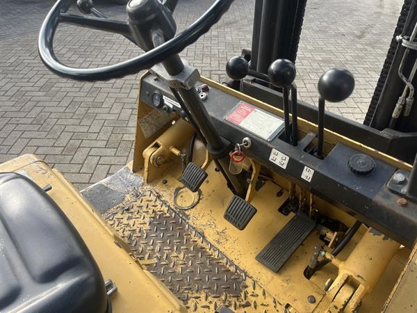 Grote foto heftruck forklift hyster h2.50xl duplo355 sideshift isuzu diesel agrarisch heftrucks