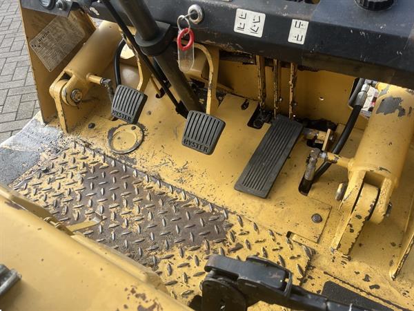 Grote foto heftruck forklift hyster h2.50xl duplo355 sideshift isuzu diesel agrarisch heftrucks