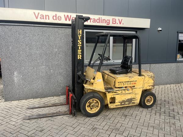 Grote foto heftruck forklift hyster h2.50xl duplo355 sideshift isuzu diesel agrarisch heftrucks