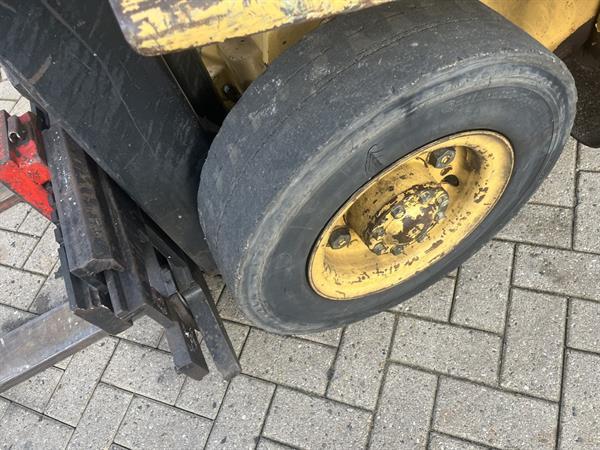 Grote foto heftruck forklift hyster h2.50xl duplo355 sideshift isuzu diesel agrarisch heftrucks