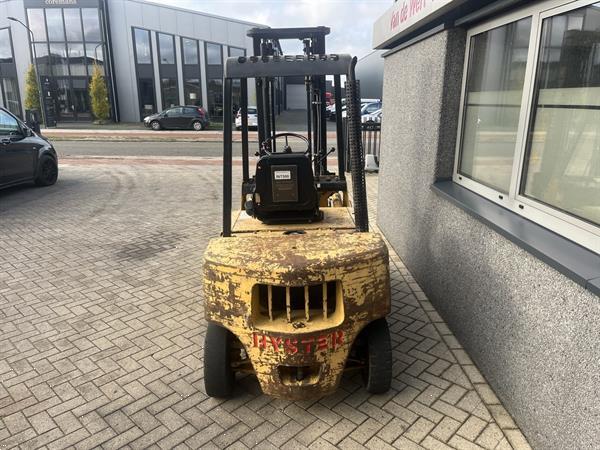 Grote foto heftruck forklift hyster h2.50xl duplo355 sideshift isuzu diesel agrarisch heftrucks