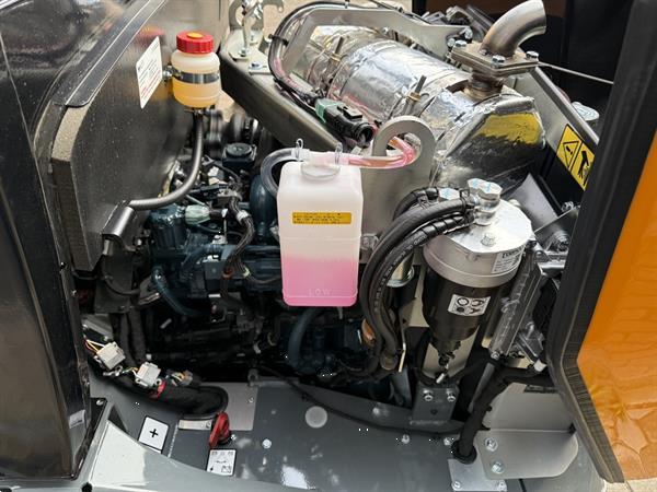 Grote foto giant g2700 hd minishovel kniklader nieuw agrarisch shovels