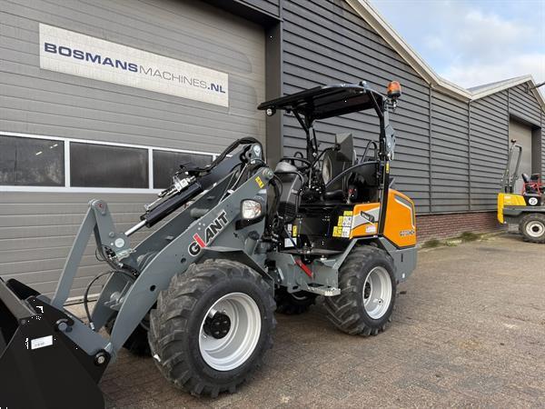 Grote foto giant g2700 hd minishovel kniklader nieuw agrarisch shovels