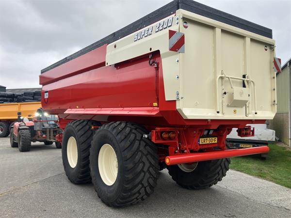 Grote foto beco super 2200 agrarisch aanhangwagens