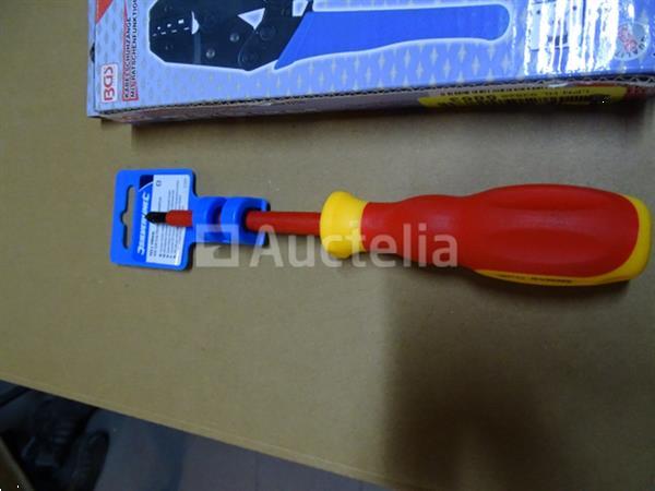 Grote foto bgs 1419 krimptang 2 pz2 kruisschroevendraaiers doe het zelf en verbouw gereedschappen en machines