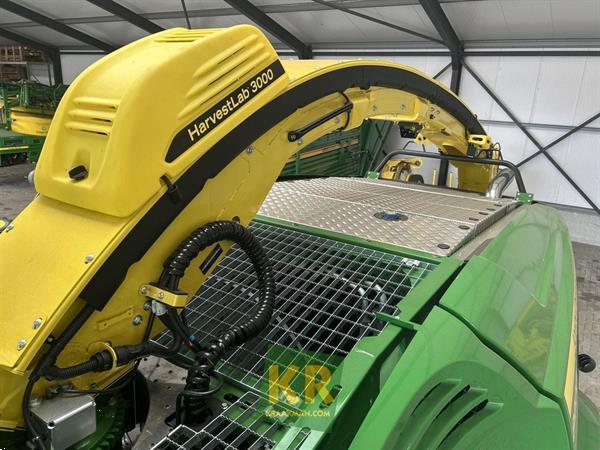 Grote foto john deere 8400 697285 agrarisch hakselaars