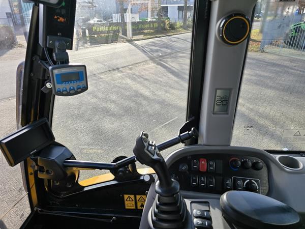 Grote foto jcb tm 420 t4f agrarisch algemeen