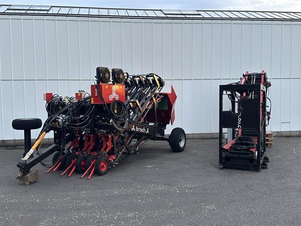 Grote foto j.j. broch t 3 knoflookrooier 3 rijen agrarisch oogstmachines