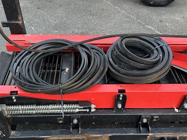 Grote foto j.j. broch t 3 knoflookrooier 3 rijen agrarisch oogstmachines