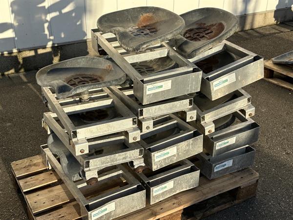 Grote foto buitendijk slaman buisrailwagen met zitje agrarisch tuinbouw