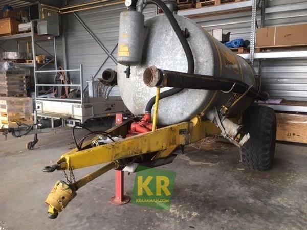 Grote foto veenhuis 6800 mesttank 696415 agrarisch algemeen