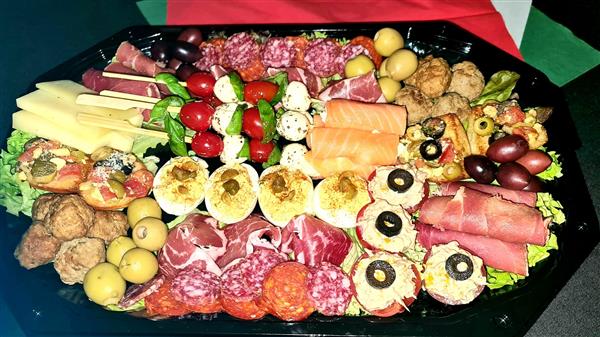 Grote foto italiaanse borrelschalen diversen kerst