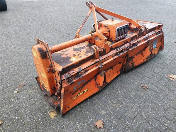 Grote foto agrator 2300 grondfrees agrarisch akkerbouw