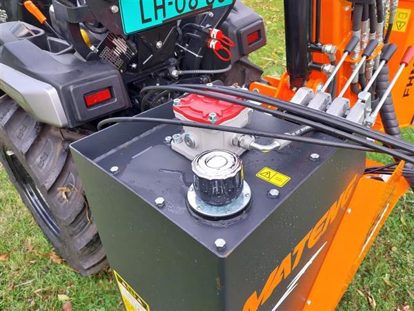 Grote foto mateng armmaaier hrm junior 300 agrarisch mechanisatie