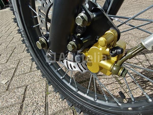 Grote foto crosmotor 110cc benzine rood doe het zelf en verbouw overige doe het zelf en verbouw