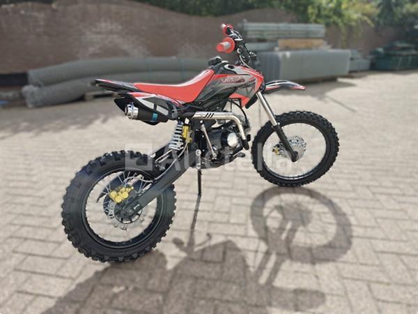 Grote foto crosmotor 110cc benzine rood doe het zelf en verbouw overige doe het zelf en verbouw