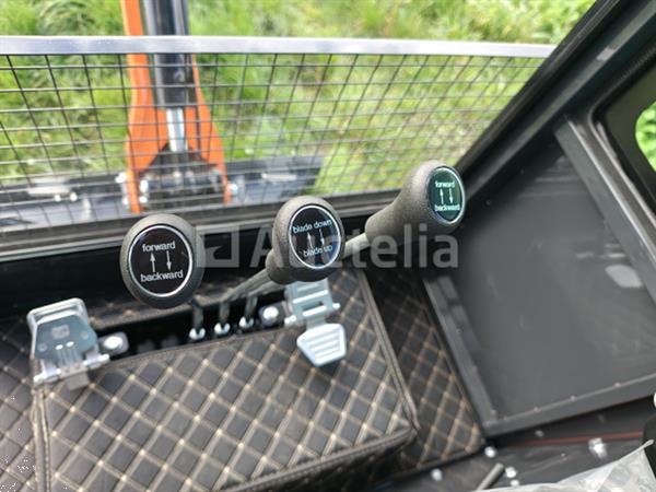 Grote foto cougar 2025 xt 18u minigraafmachine met kubota motor d902 doe het zelf en verbouw kranen en graafmachines