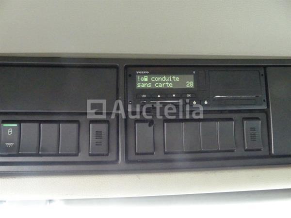 Grote foto volvo fm trekker 2016 713.949 km vin yv2xzx0a3gb778254 doe het zelf en verbouw vrachtwagens