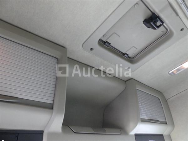 Grote foto volvo fm trekker 2016 713.949 km vin yv2xzx0a3gb778254 doe het zelf en verbouw vrachtwagens