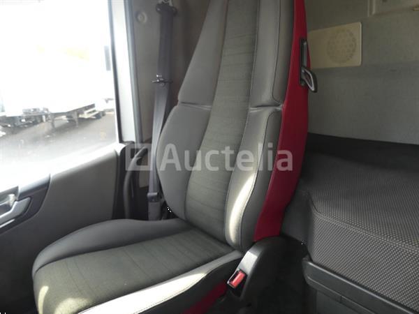 Grote foto volvo fh trekker 2016 704.996 km vin yv2rt40d2gb769077 doe het zelf en verbouw vrachtwagens