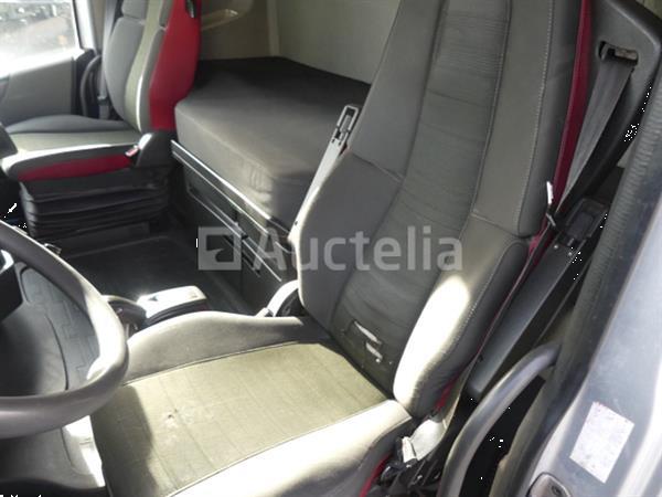 Grote foto volvo fh trekker 2016 704.996 km vin yv2rt40d2gb769077 doe het zelf en verbouw vrachtwagens