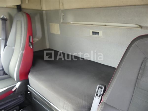 Grote foto volvo fh trekker 2016 704.996 km vin yv2rt40d2gb769077 doe het zelf en verbouw vrachtwagens