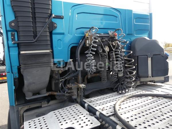 Grote foto volvo fh trekker 2016 704.996 km vin yv2rt40d2gb769077 doe het zelf en verbouw vrachtwagens