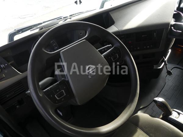 Grote foto volvo fh trekker 2016 704.996 km vin yv2rt40d2gb769077 doe het zelf en verbouw vrachtwagens